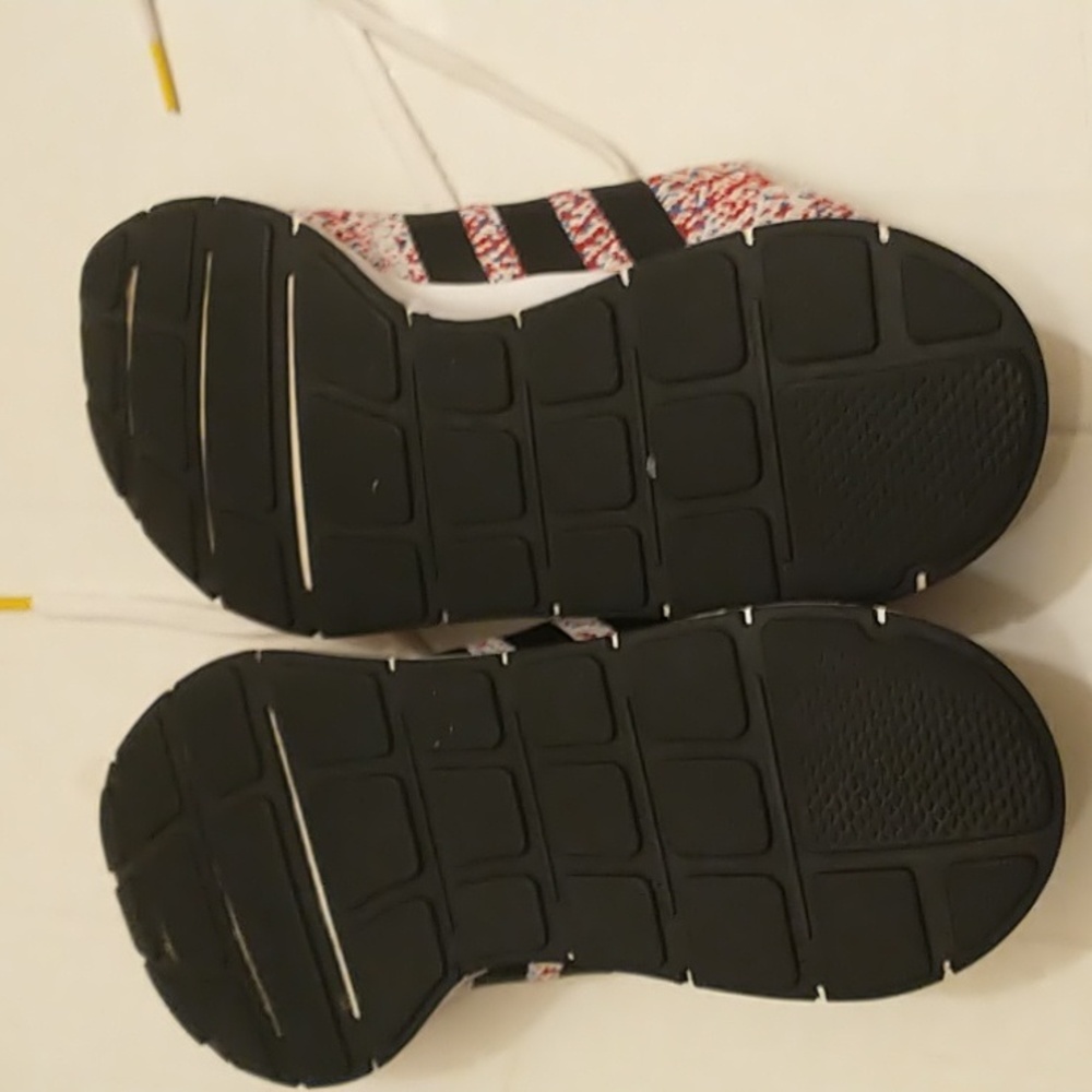 Adidas Swift - Picture 5 of 7